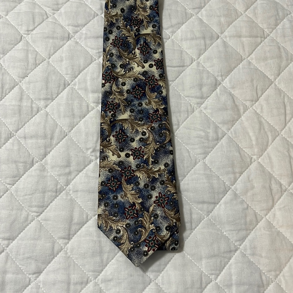 Men’s tie